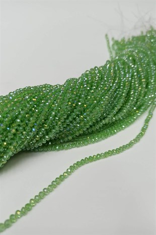 Çimen Yeşili Kristal Boncuk 4 mm