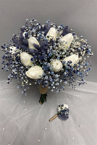 Islak Laleli Mavi Cipsolu Gelin Buketi ve Damat Yaka Çiçeği